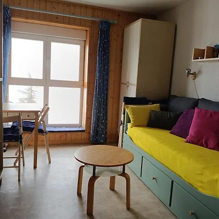 Estudio Cosy Con Garaje, Zona Media, Apartment