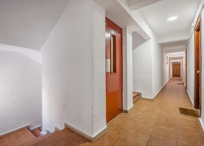 Estudio Cosy Con Garaje, Zona Media,